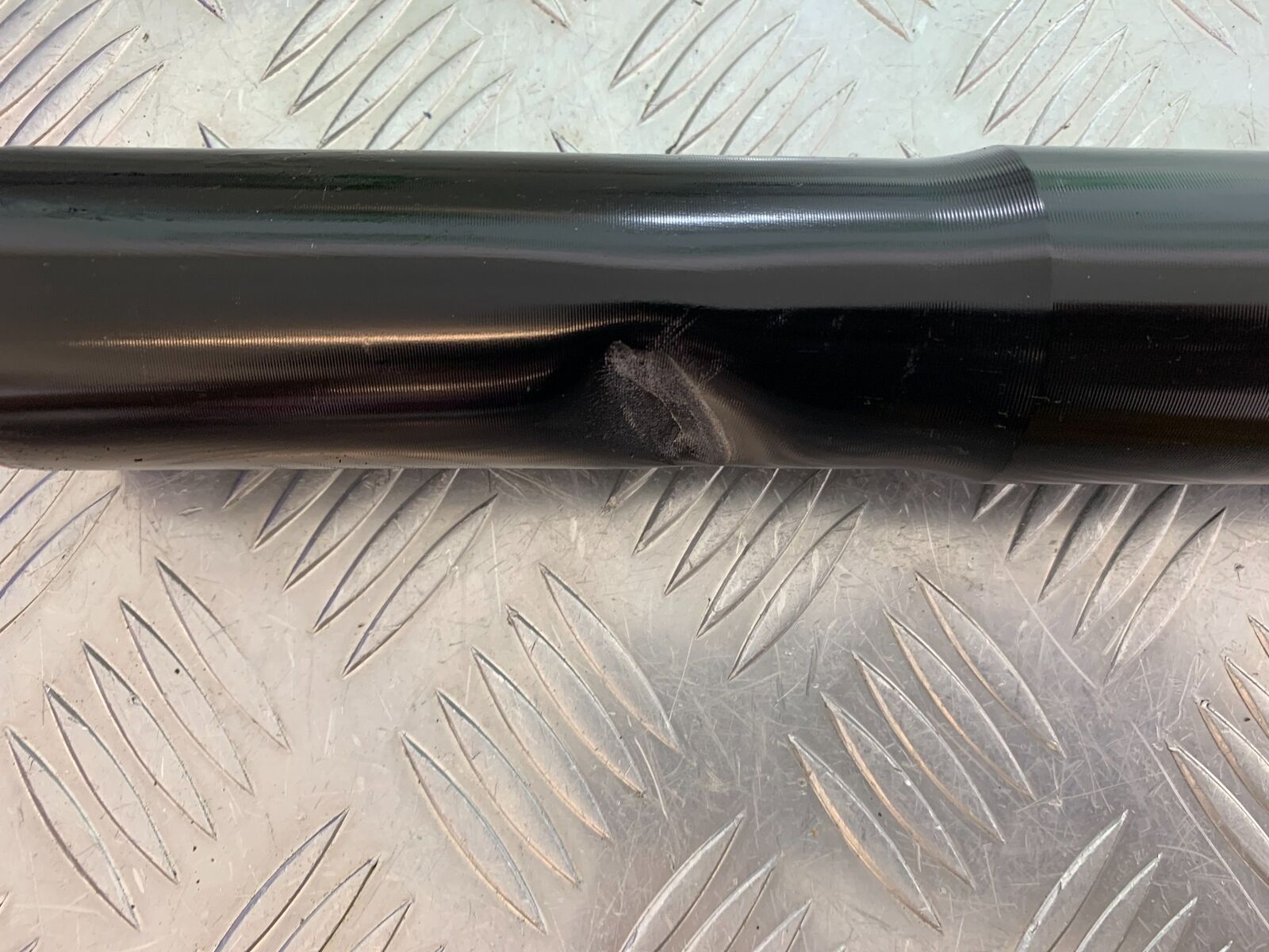 KAWASAKI ZX10R ZX 10R RIGHT FORK (DAMAGED) YEAR 2016-2020 (CMB1015)