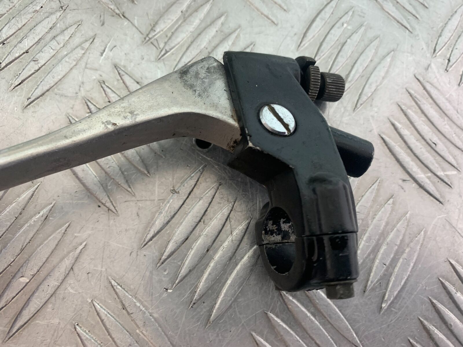 HONDA CBR600 CBR 600 F2 CLUTCH LEVER AND BRACKET   YEAR 1991-1994(CMB1133)