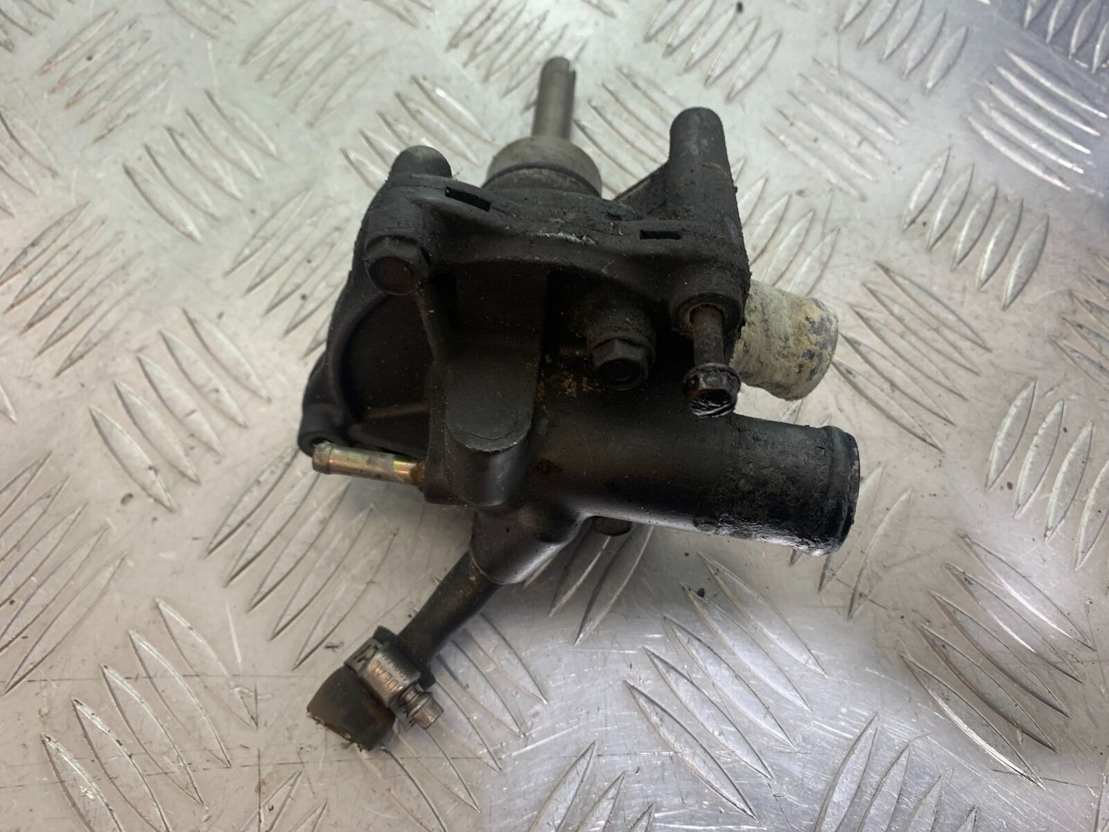 HONDA CBF600 CBF 600 WATER PUMP   YEAR 2004 -07  (STOCK 965)