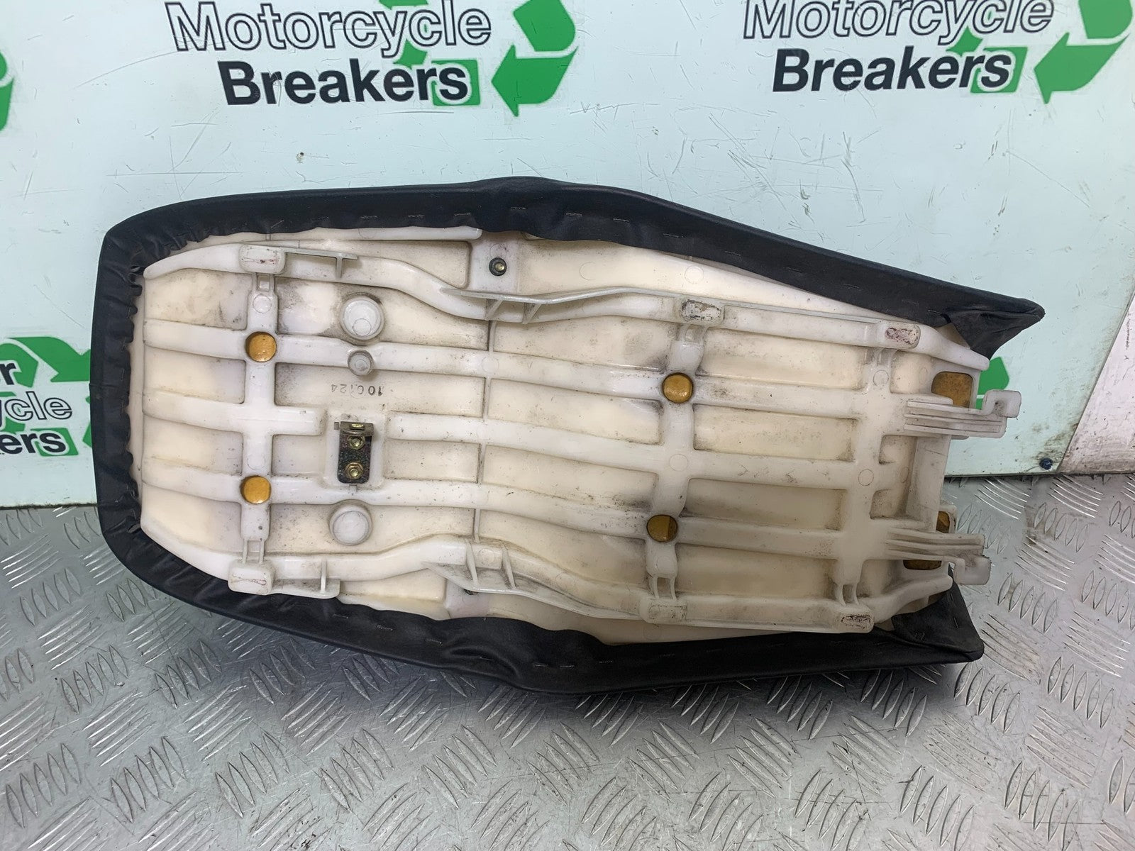 YAMAHA XJ900 XJ 900 DIVERSION SEAT   YEAR 1994-2002 (CMB1292)