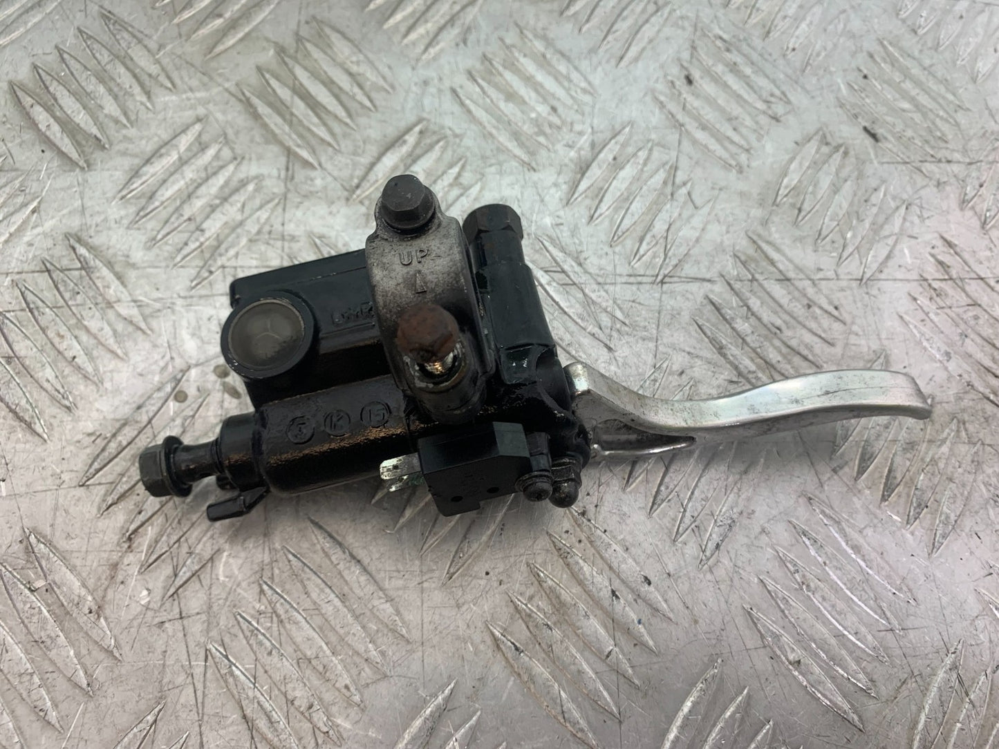 HONDA CB500 F CB500F FRONT MASTER CYLINDER  YEAR 2013-2015  (CMB1235)