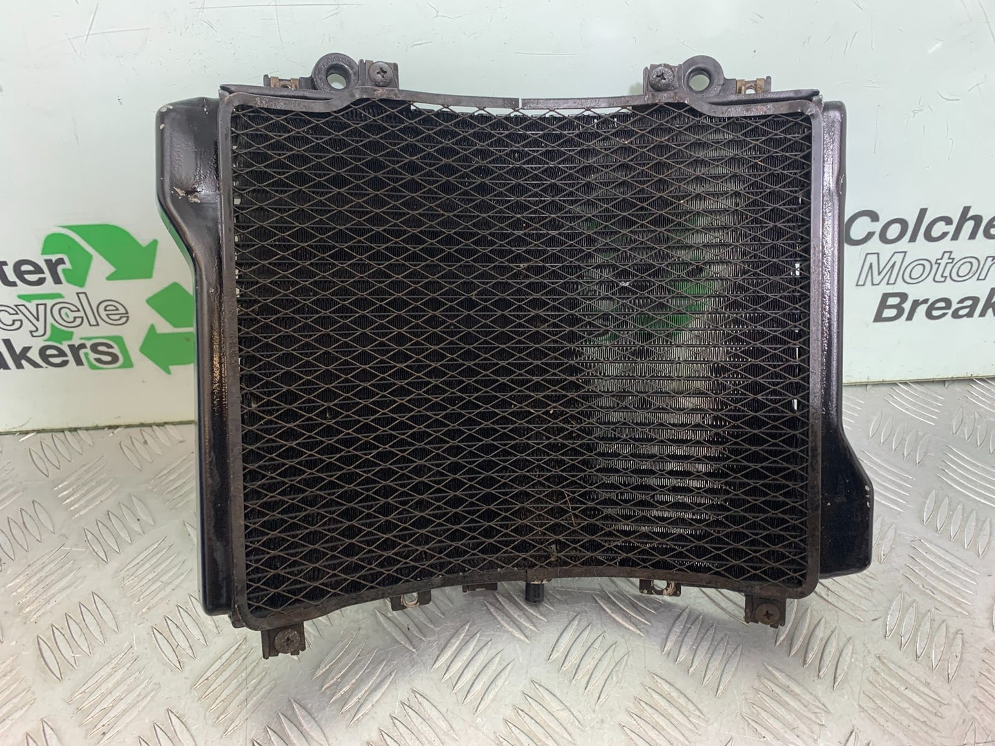 KAWASAKI ZZR1100 D RADIATOR   YEAR 1993-2001 (CMB1189)