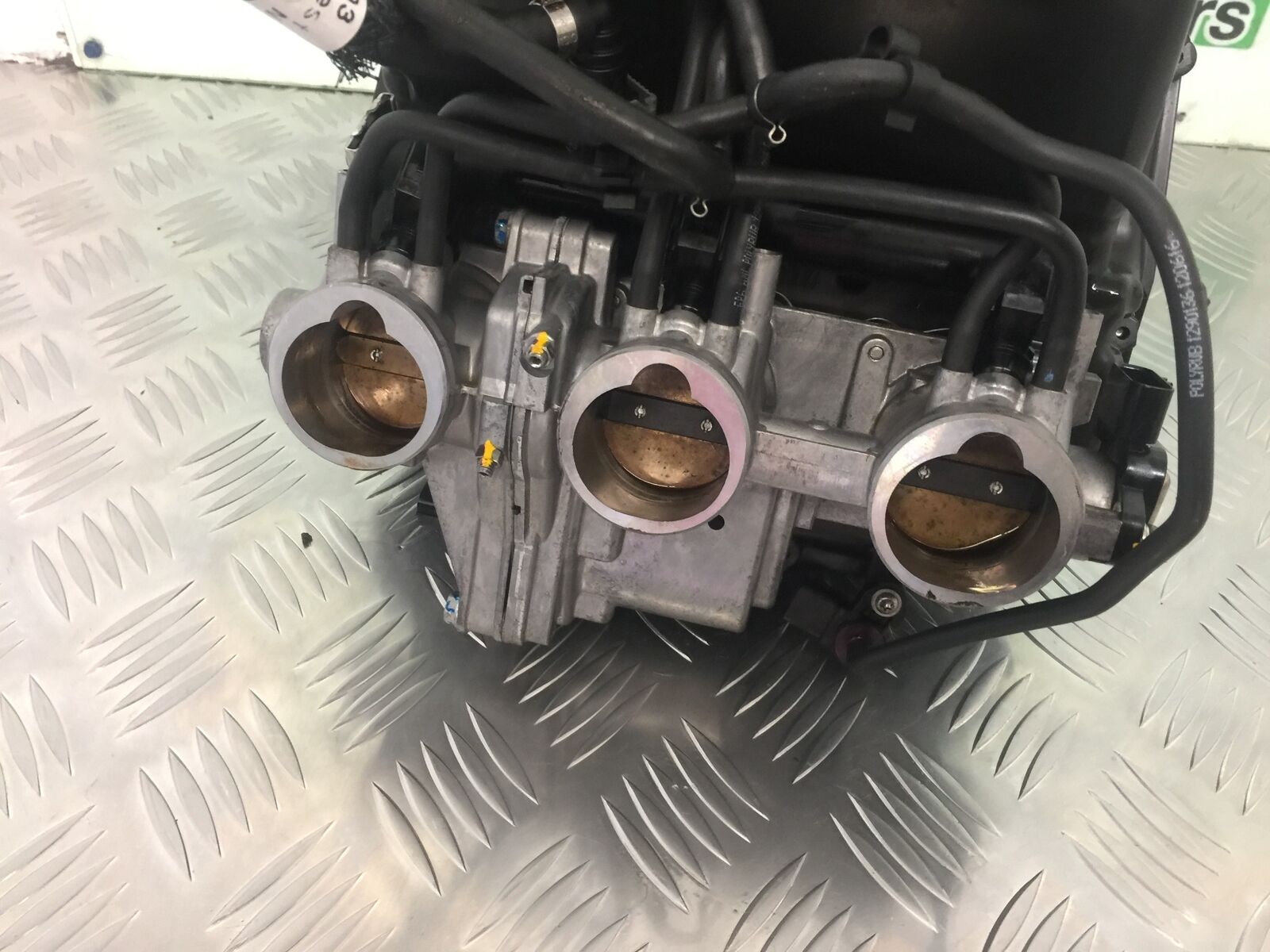 TRIUMPH TIGER 800 XRT THROTTLE BODIES  YEAR 2015-2017  (STOCK 920)