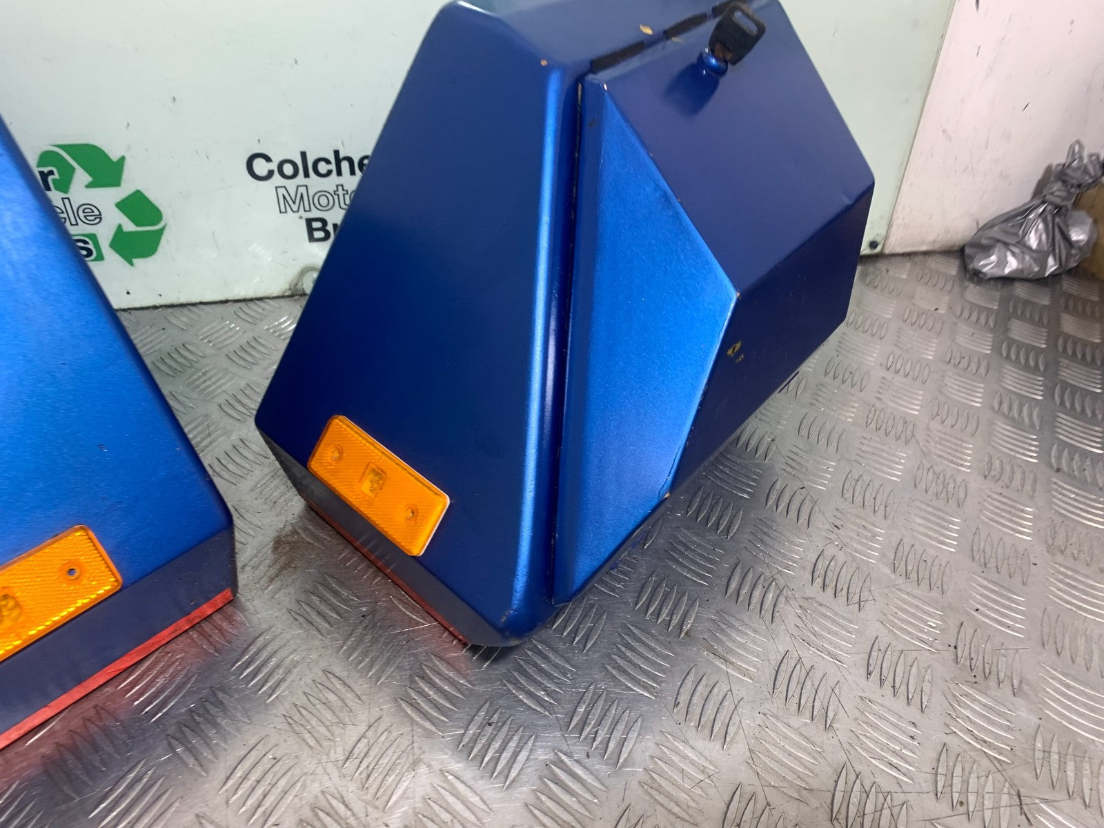 HONDA GL500 GL 500 SILVERWING PANNIERS   YEAR 1981-82 (CMB1168)