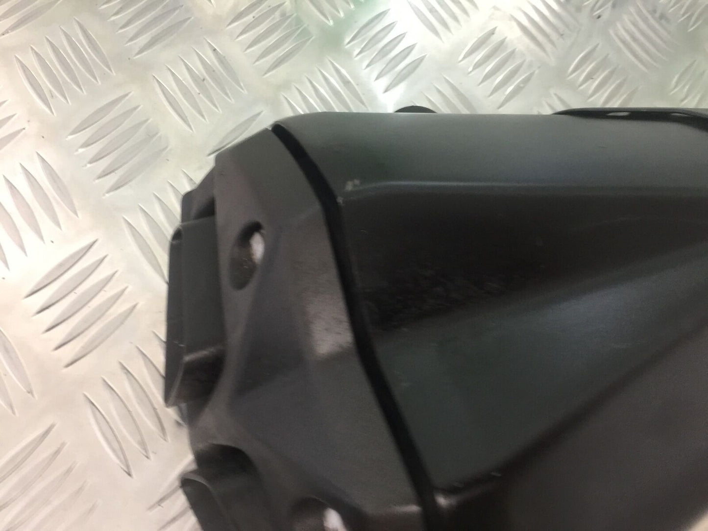 KAWASAKI Z1000 SX RIGHT SILENCER   YEAR 2011-13 (STOCK 911)