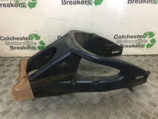 SUZUKI GSXR 600 L1-L8 SWINGARM  YEAR 2011-2017 (STOCK 728)