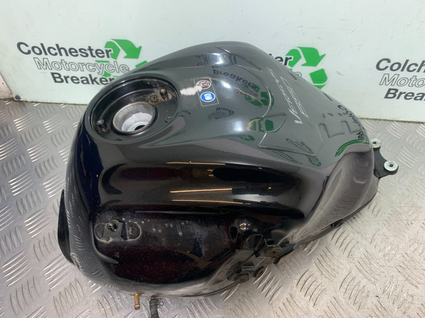 KAWASAKI 650 VERSYS REAR WHEEL  YEAR 2015-2018 (CMB1288)