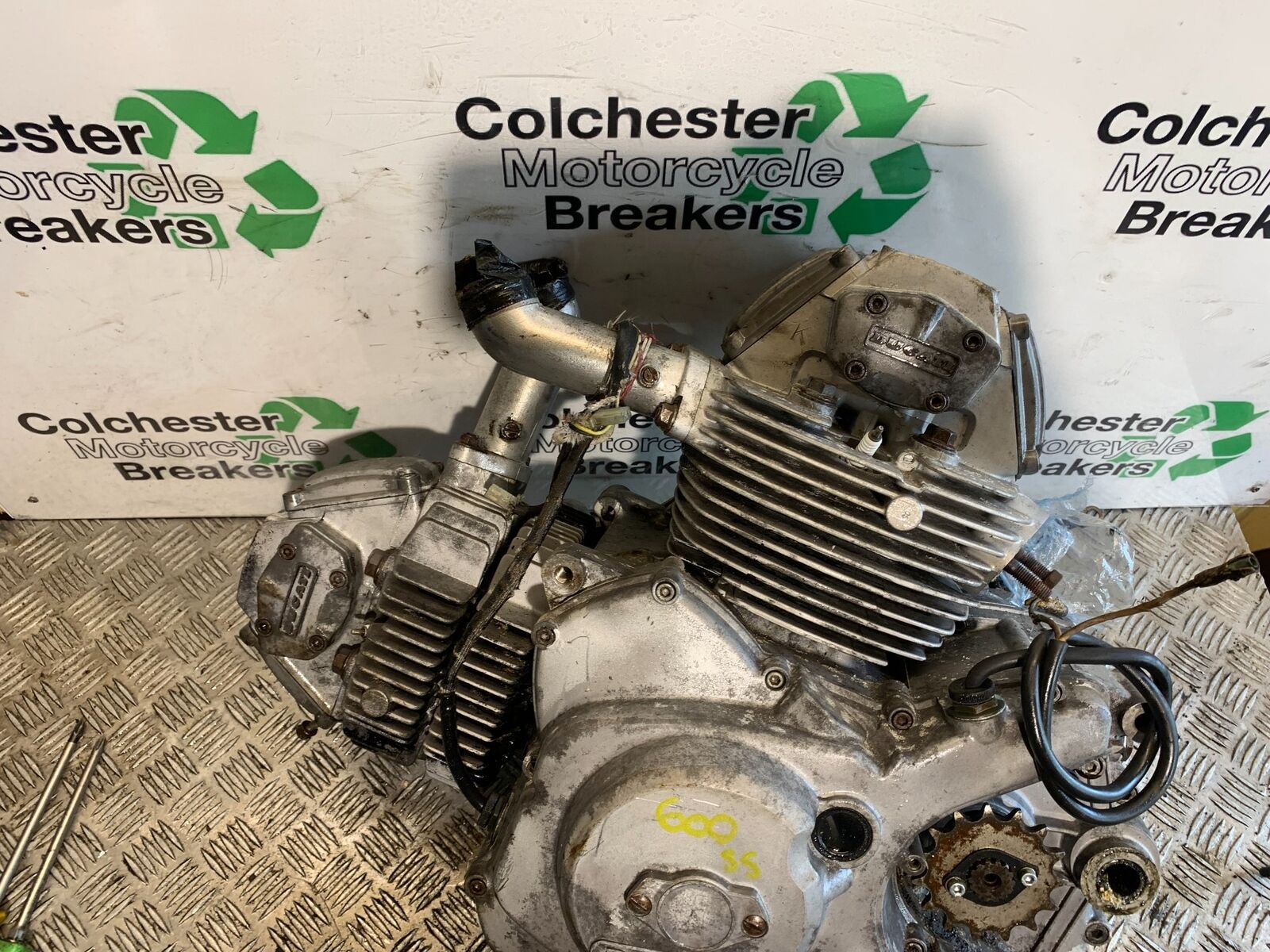 DUCATI 600ss 600 ss ENGINE  YEAR 1991-98 (STOCK 987)