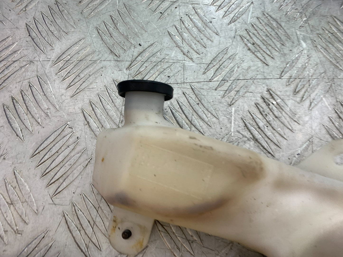 YAMAHA XMAX 250 XMAX 250 COOLANT BOTTLE YEAR 2006-09 (CMB1201)