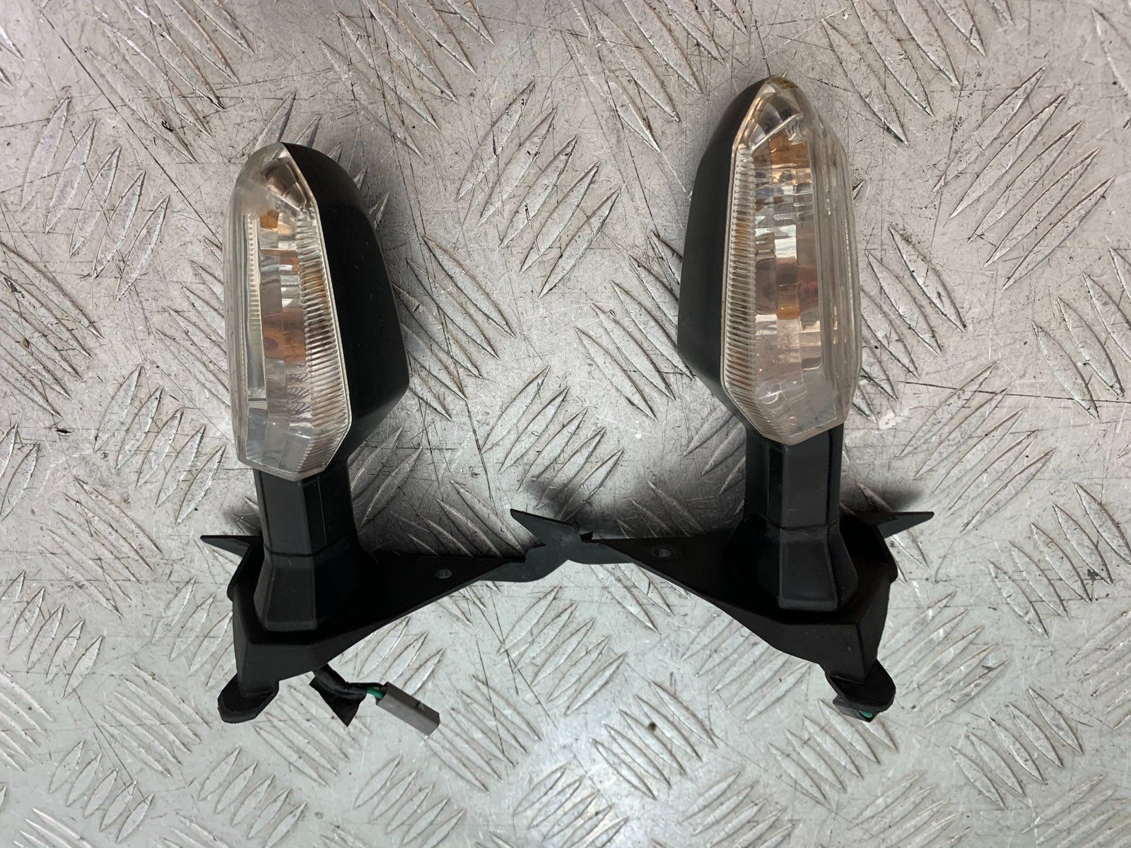 KAWASAKI ER6 N FRONT INDICATORS  YEAR 2012-2017 (CMB1324)