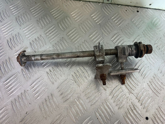 HONDA CB600 CB 600 HORNET REAR WHEEL SPINDLE  YEAR 1998 -2002 (CMB1126)