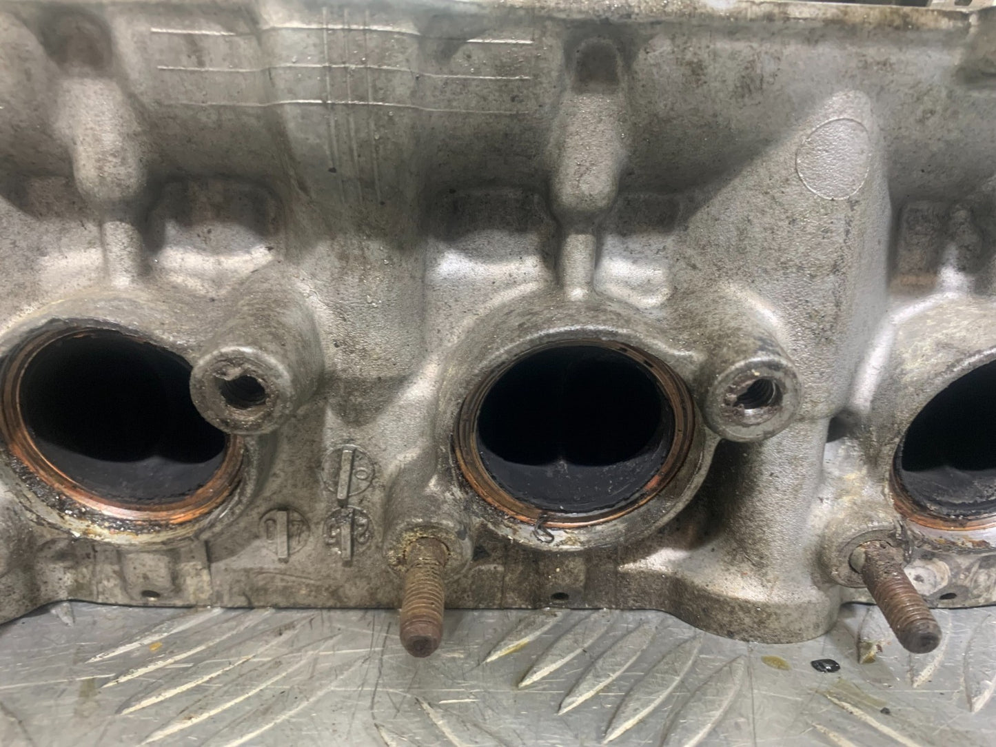 HONDA CBR1000 RR FIREBLADE CYLINDER HEAD 2008-2011 (CMB1179)