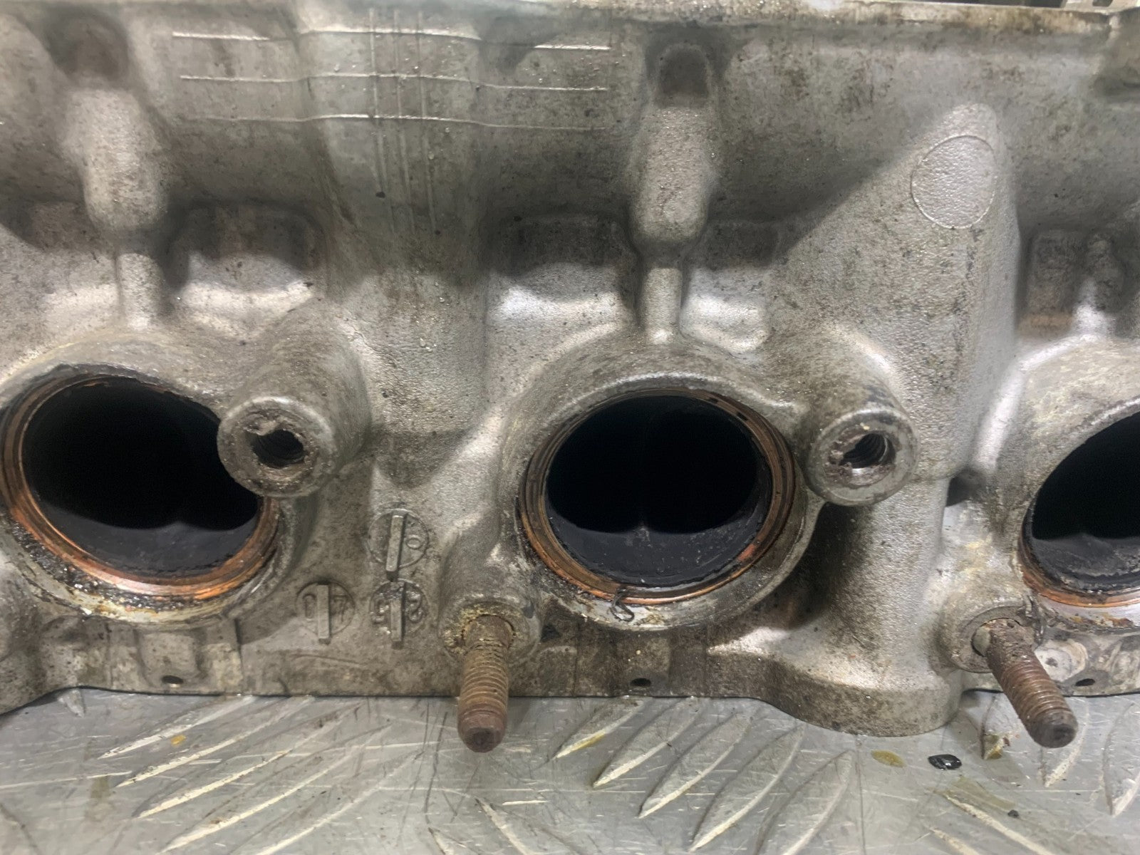 HONDA CBR1000 RR FIREBLADE CYLINDER HEAD 2008-2011 (CMB1179)