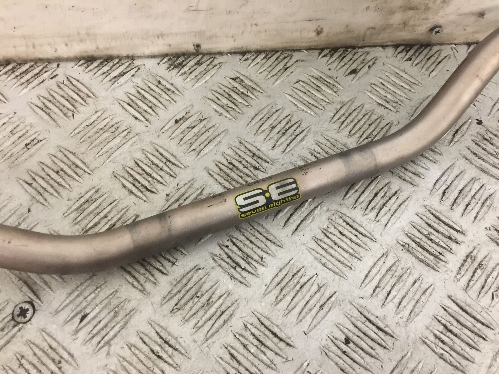 TRIUMPH TROPHY 900 HANDLEBARS  YEAR 1993-95 (STOCK 799)