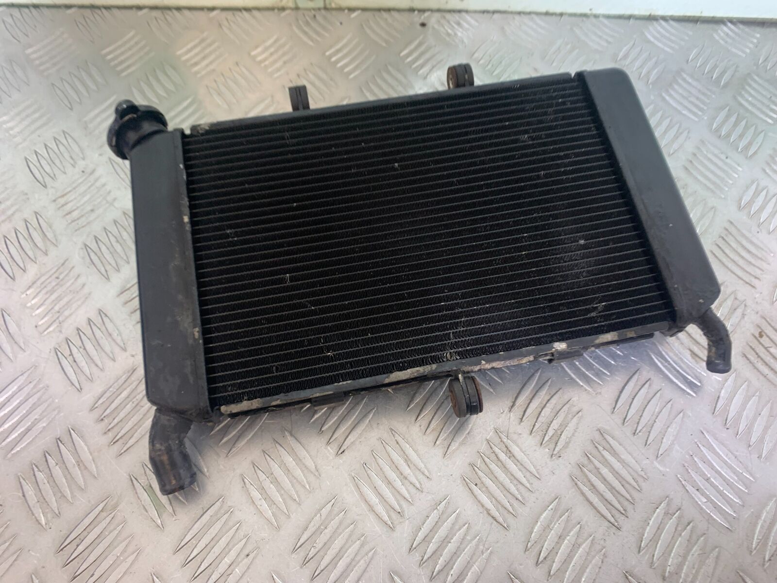 YAMAHA XJ6 XJ6-S RADIATOR   YEAR 2009-2015  (CMB1070)