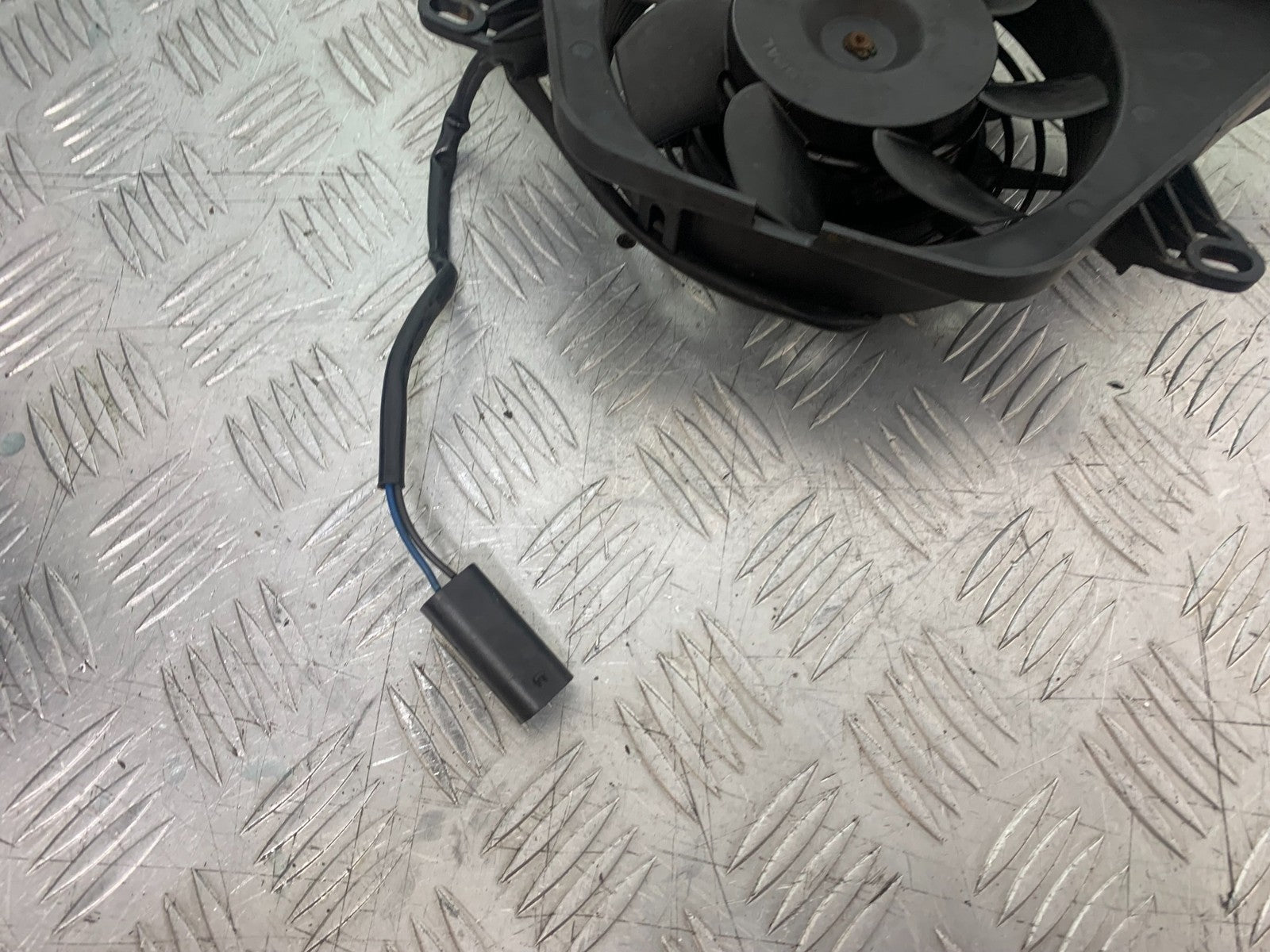 BMW K1300 S K 1300 S RADIATOR FAN YEAR 2009-16 (CMB1216)