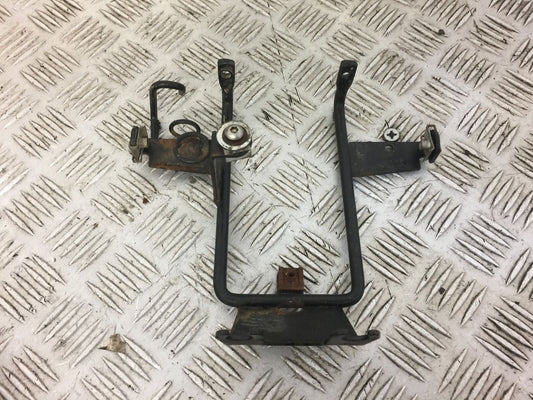 YAMAHA XT125 R XT125 X HEADLIGHT BRACKET  YEAR 2005-2011  (STOCK 499)