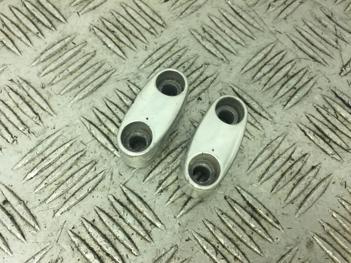 HONDA XL1000 VARADERO BAR CLAMPS  YEAR 2002 (STOCK 595)