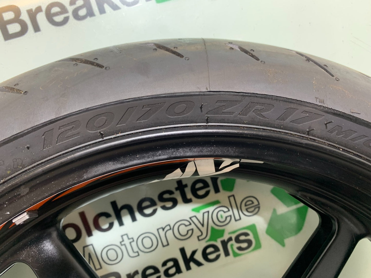 KTM 690 DUKE R LC4 FRONT WHEEL YEAR 2012-2015  (CMB1180)