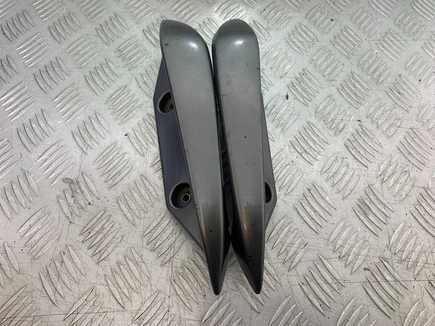 SUZUKI AN 200 UH 200 GRAB RAILS   YEAR 2007-2009 (CMB1256)