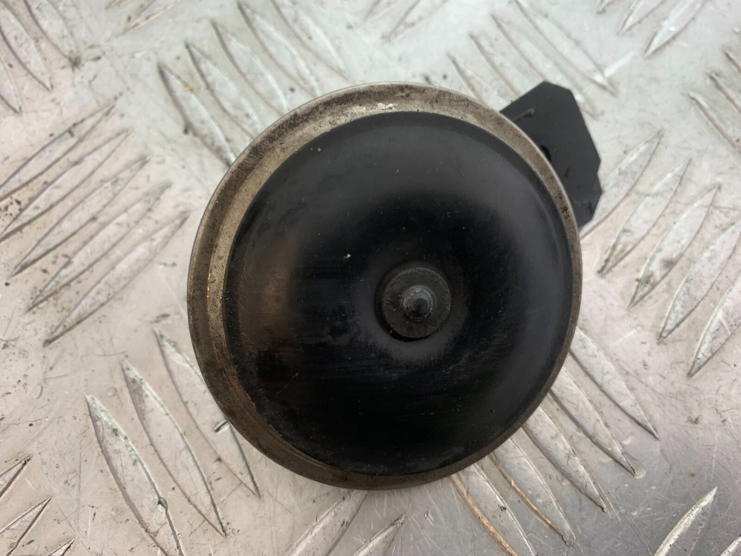 KAWASAKI Z650 ER650 KNFAN HORN   YEAR 2022-2024 (CMB1112)