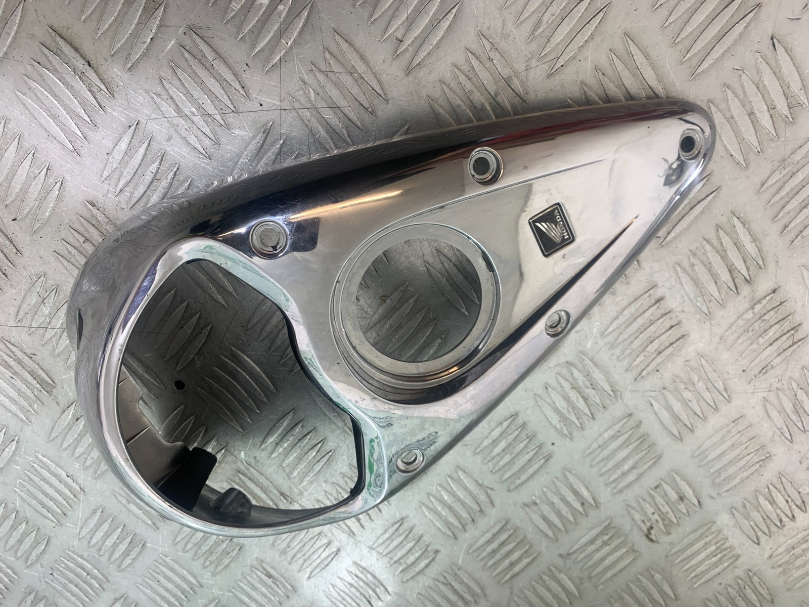 HONDA VTX1300 S-6 CLOCKS SURROUND  YEAR 2004-09 (CMB1159)
