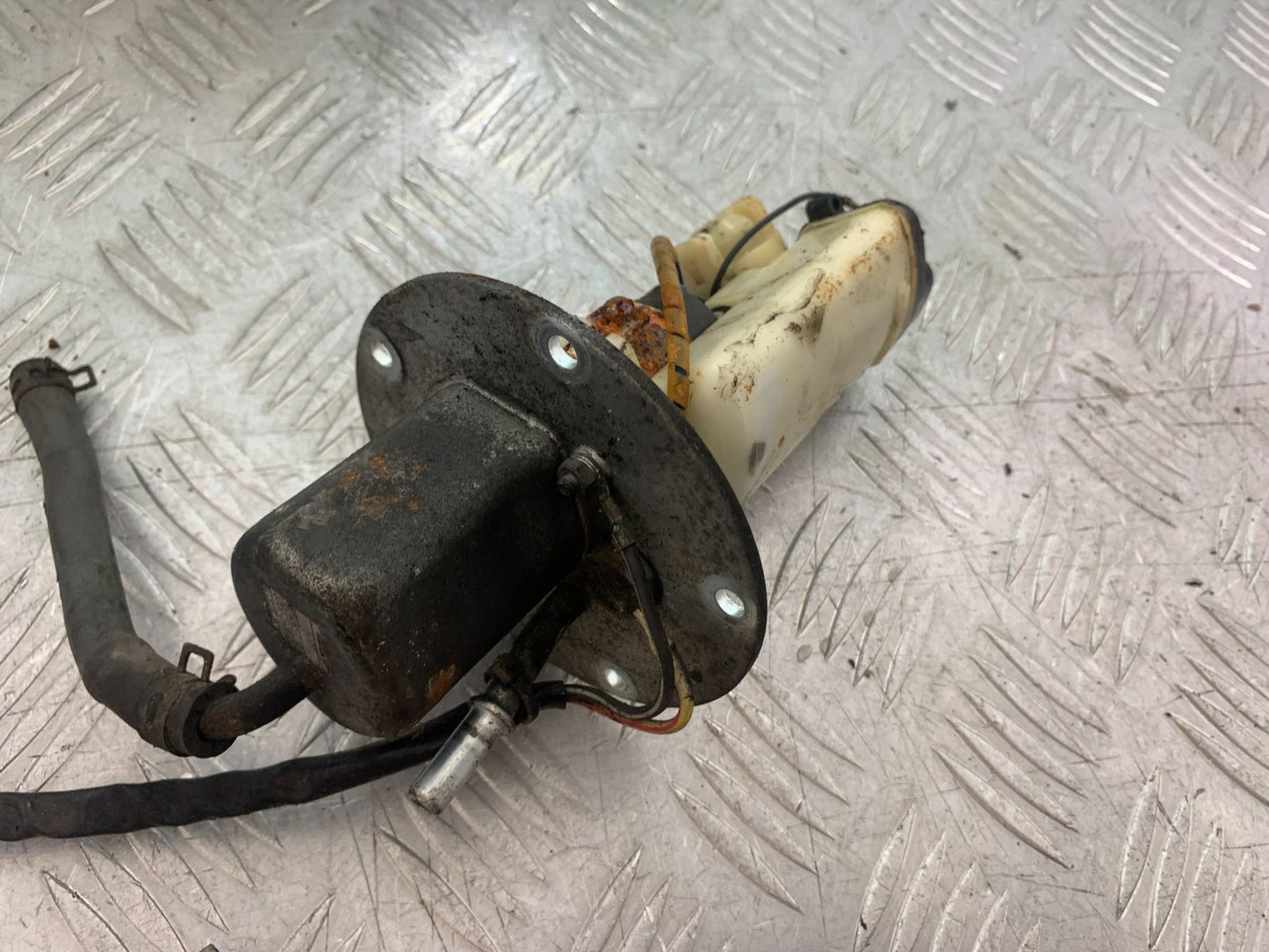 KAWASAKI Z750 Z 750 PETROL PUMP  YEAR 2004-2006  (CMB1234)