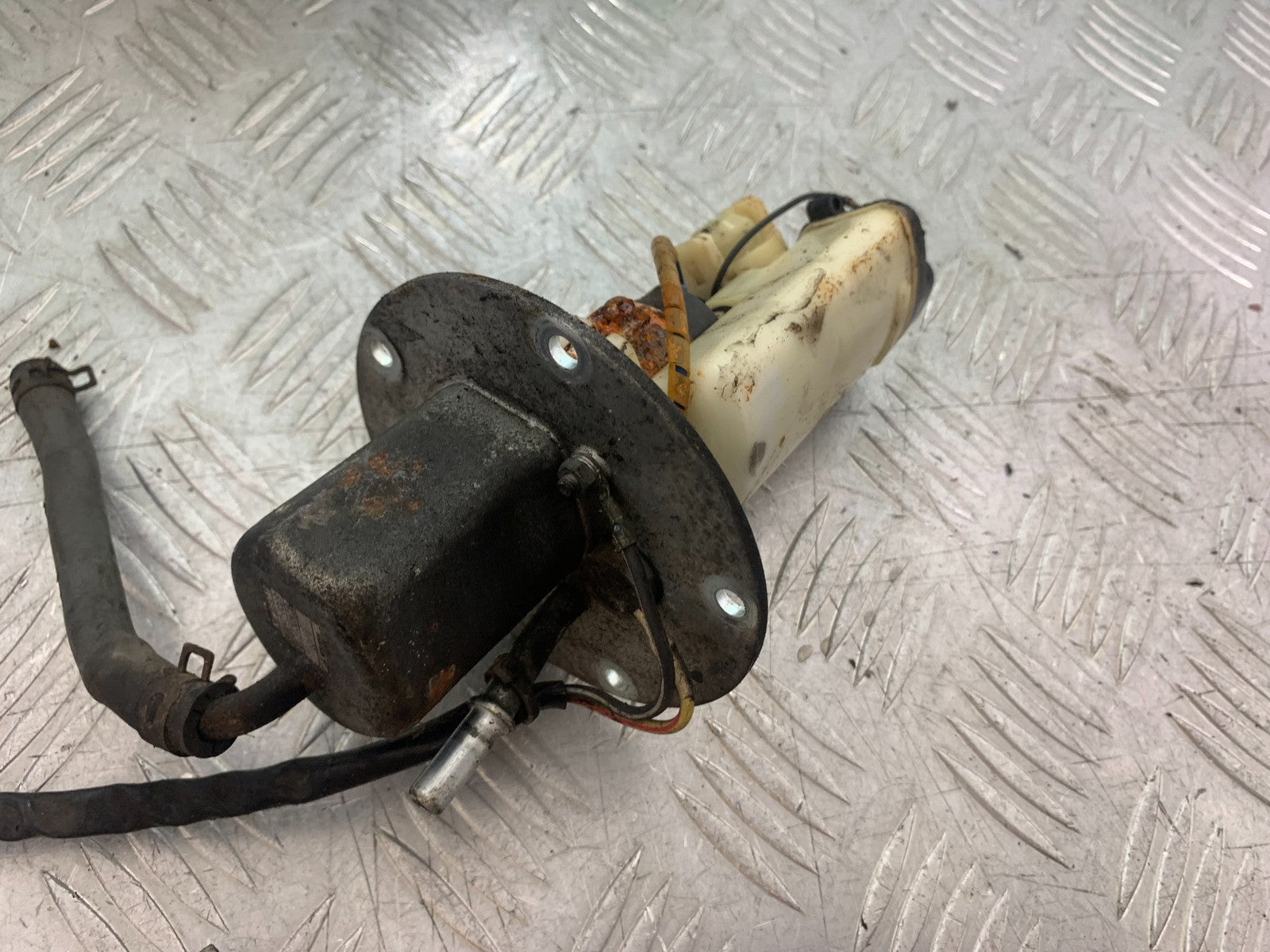 KAWASAKI Z750 Z 750 PETROL PUMP  YEAR 2004-2006  (CMB1234)