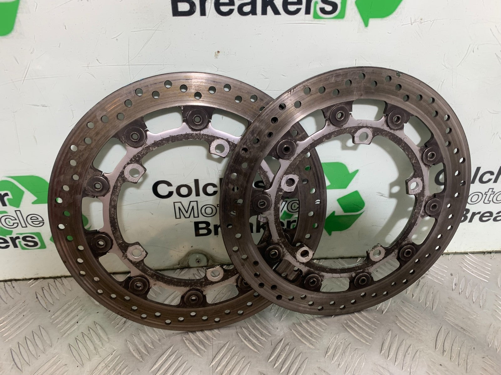 TRIUMPH 1050 SPRINT ST FRONT BRAKE DISCS  2003-2011 (CMB1285)