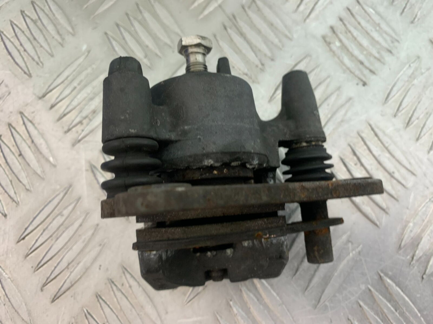 KAWASAKI Z750 Z 750 REAR BRAKE CALIPER  YEAR 2004-2006  (CMB1104)