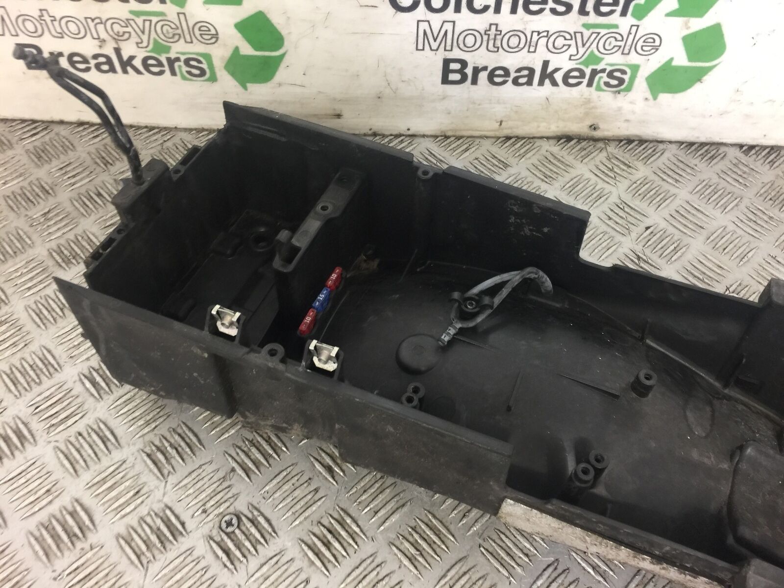KTM 990 SUPERMOTO KTM 990 SM UNDERTRAY  YEAR 2008 (STOCK 474)