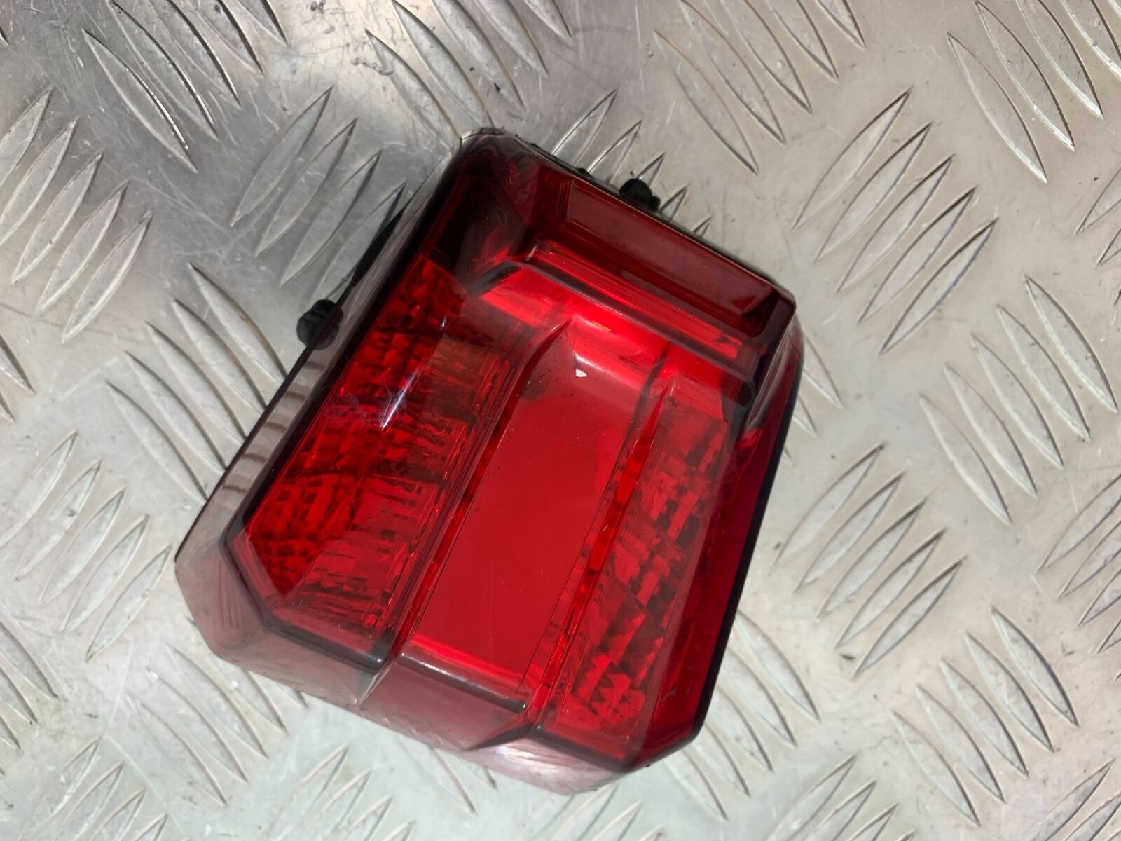 TRIUMPH TIGER 800 XC REAR LIGHT  YEAR 2011-2014 (CMB1022)