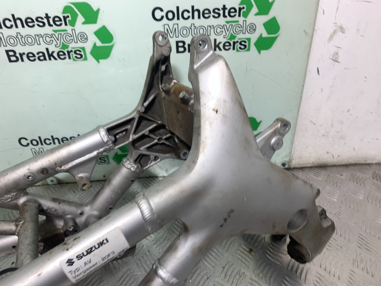 SUZUKI SV650 SV 650 mk1FRAME REG LOG BOOK YEAR 1999-2002 (CMB1208)