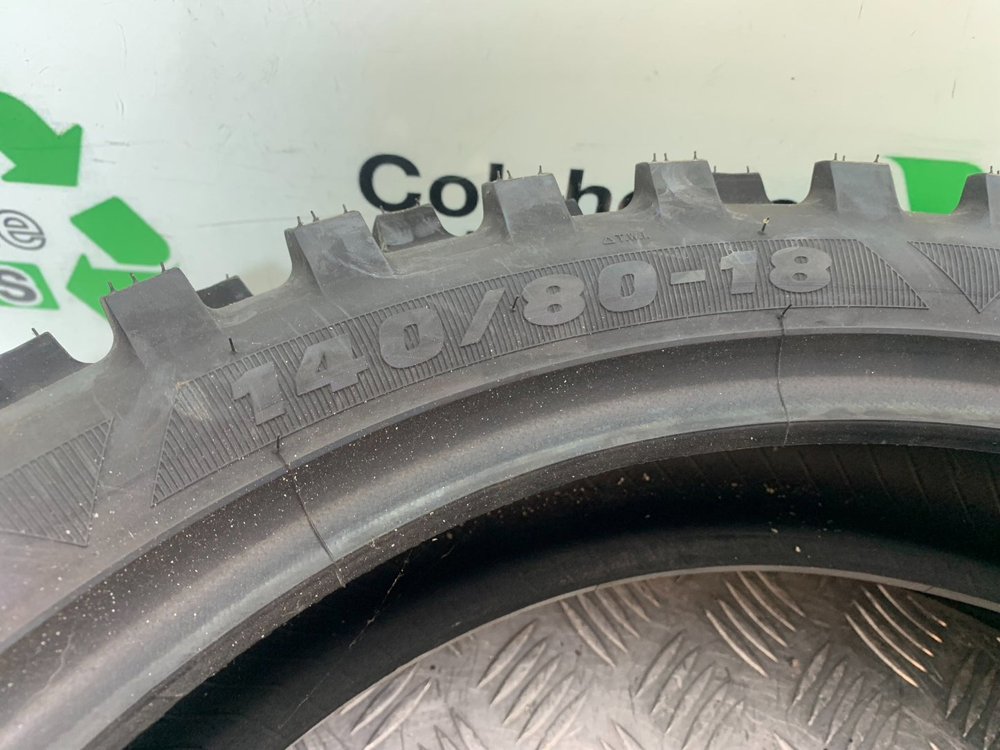 KAWASAKI KX250 KX 250 MAXXIS FRONT AND REAR TYRES (NEW)  YEAR 2003
