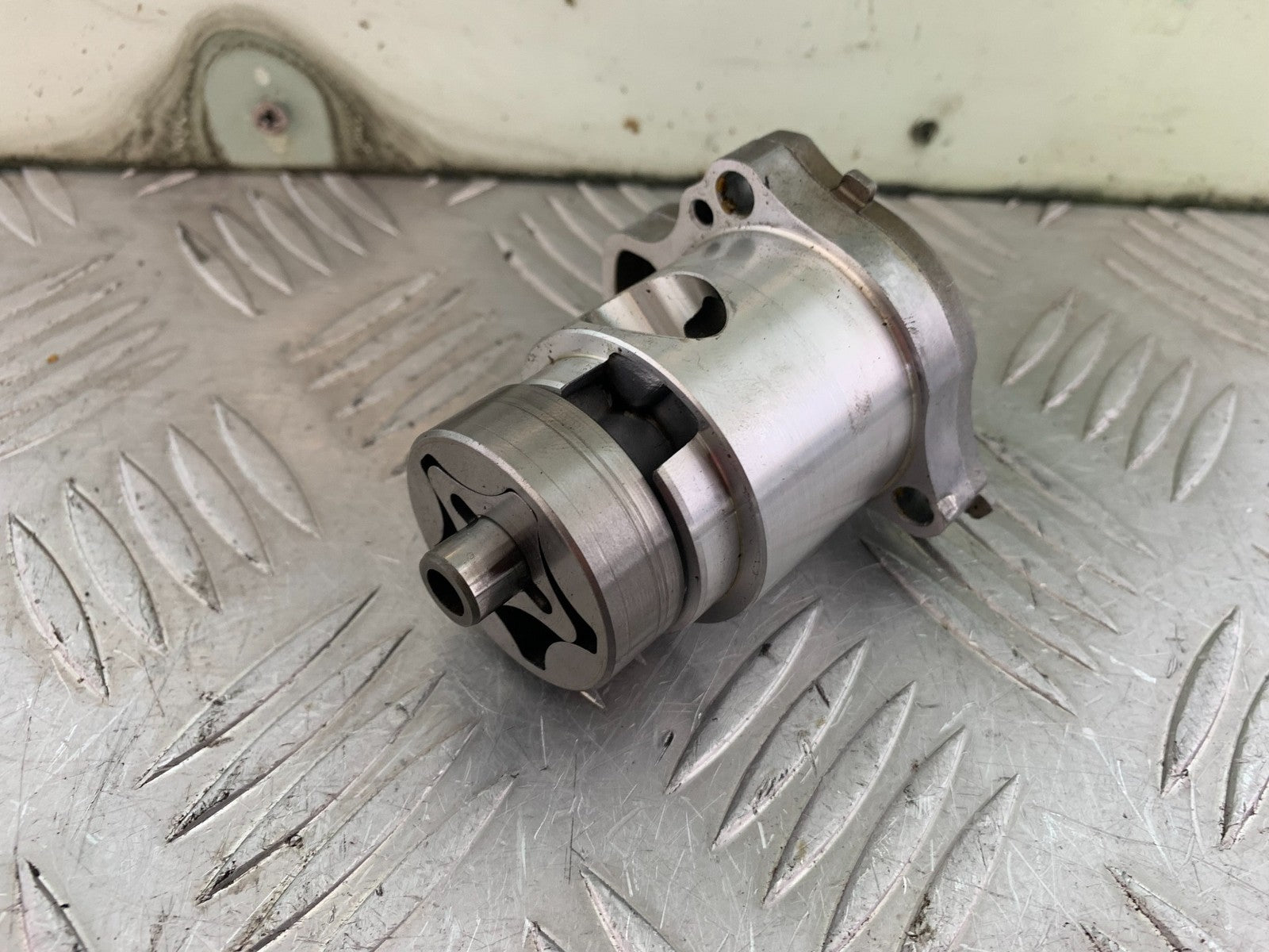 KAWASAKI NINJA 650 OIL PUMP YEAR 2017-2019