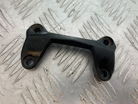 KTM DUKE 125 HANDLEBAR CLAMP   YEAR 2017-2022 (CMB1274)