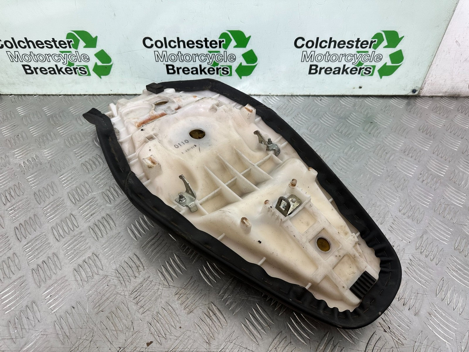 KAWASAKI ER6 F ER6F SEAT YEAR 2005-2008 (CMB1178)