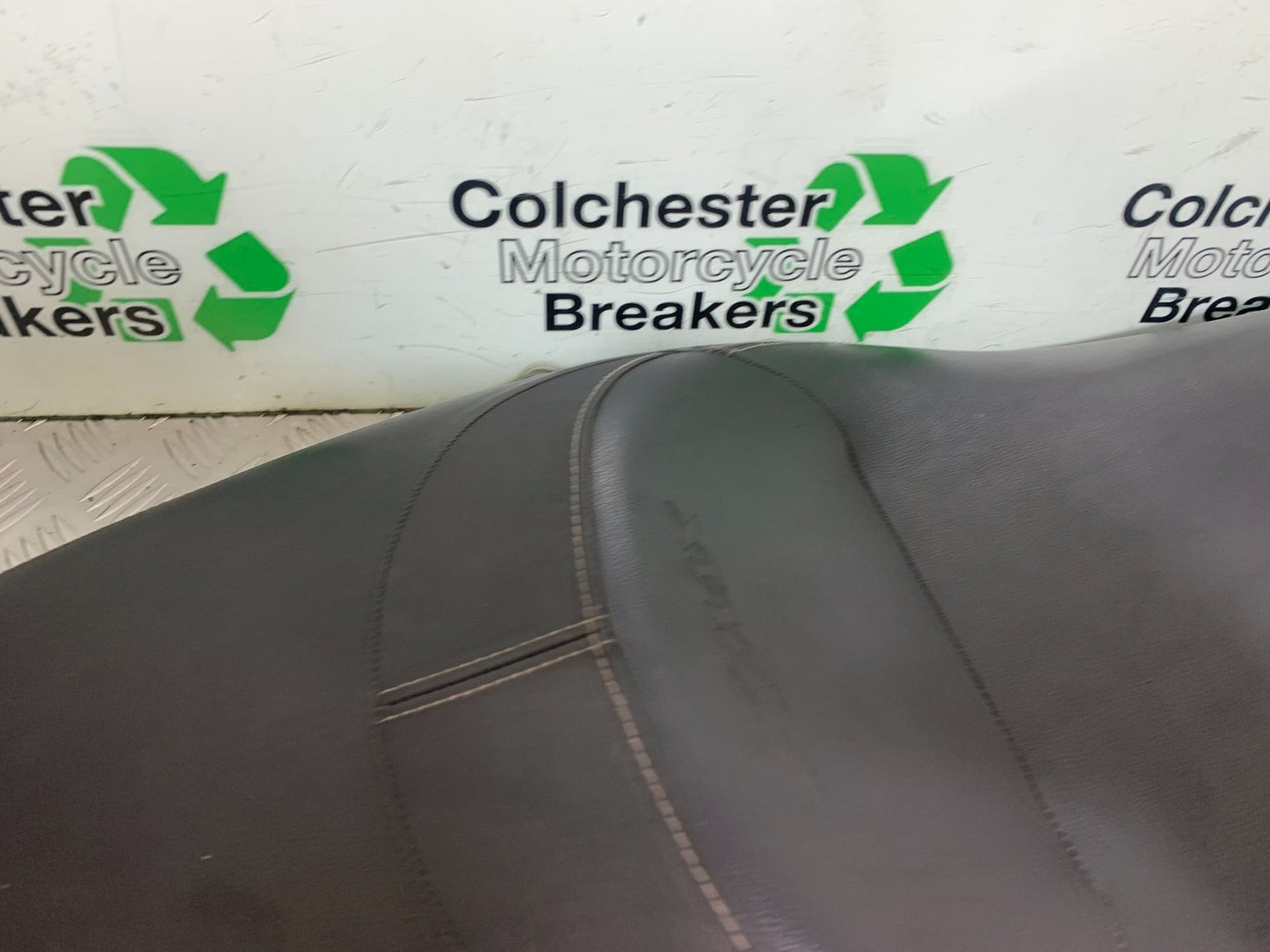 YAMAHA XMAX 300 SEAT  YEAR 2017-2020 (CMB1218)