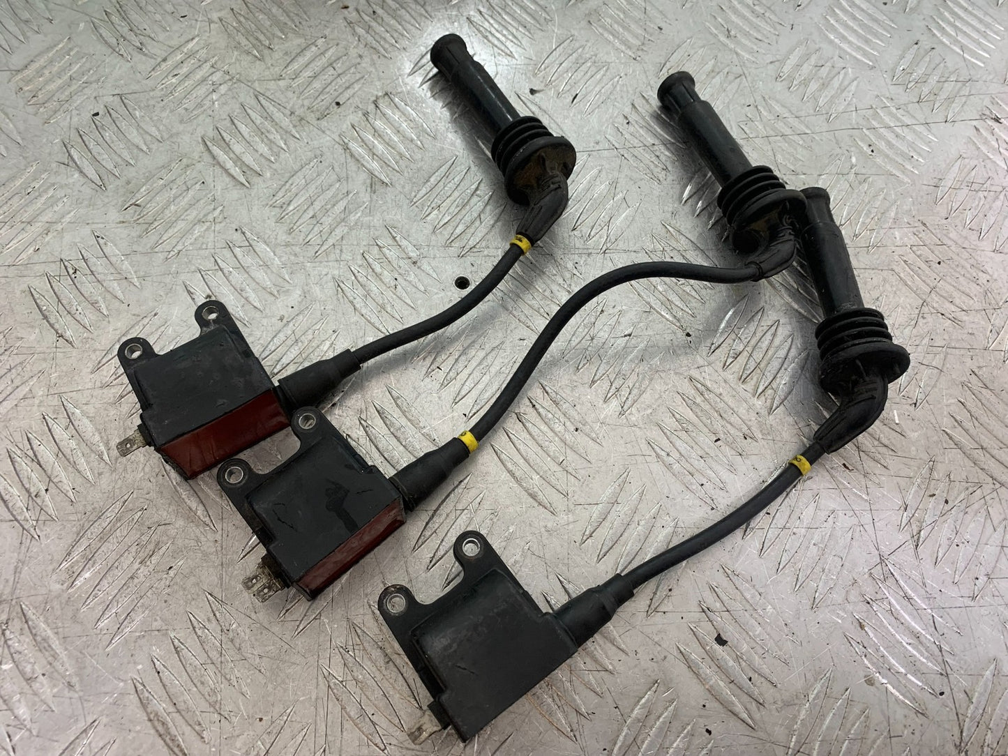 TRIUMPH TROPHY 900 COILS YEAR 1991-95 (CMB1251)