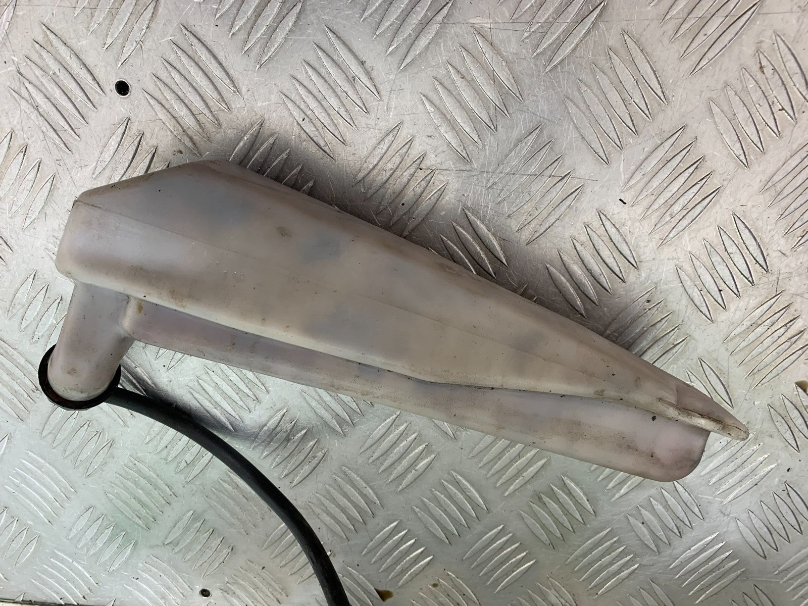 KAWASAKI ZZR1100 D COOLANT BOTTLE  YEAR 1993-2001 (CMB1189)