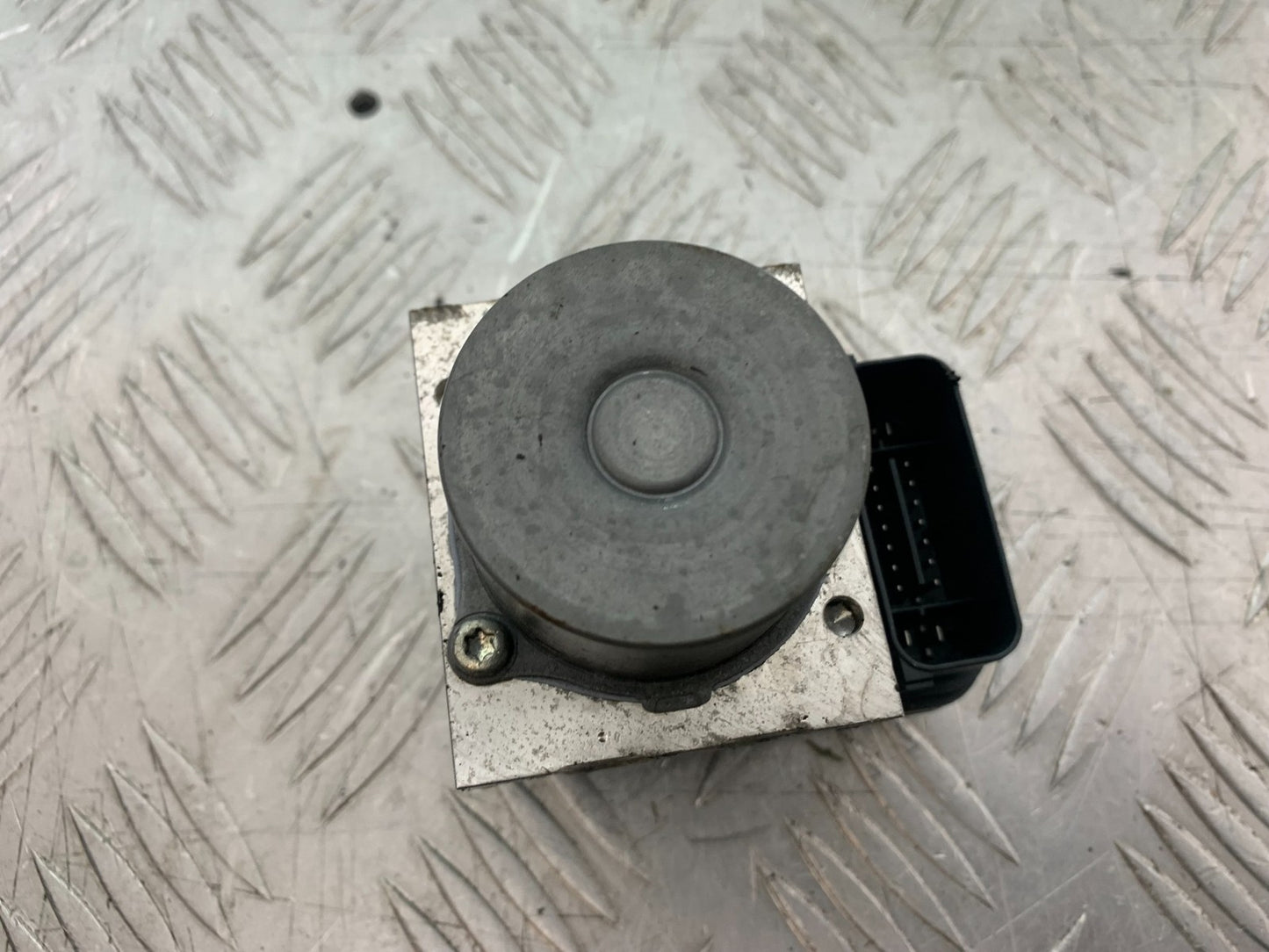 YAMAHA YZF-R125 YZF 125 ABS PUMP  YEAR 2019-2022 (CMB1263)