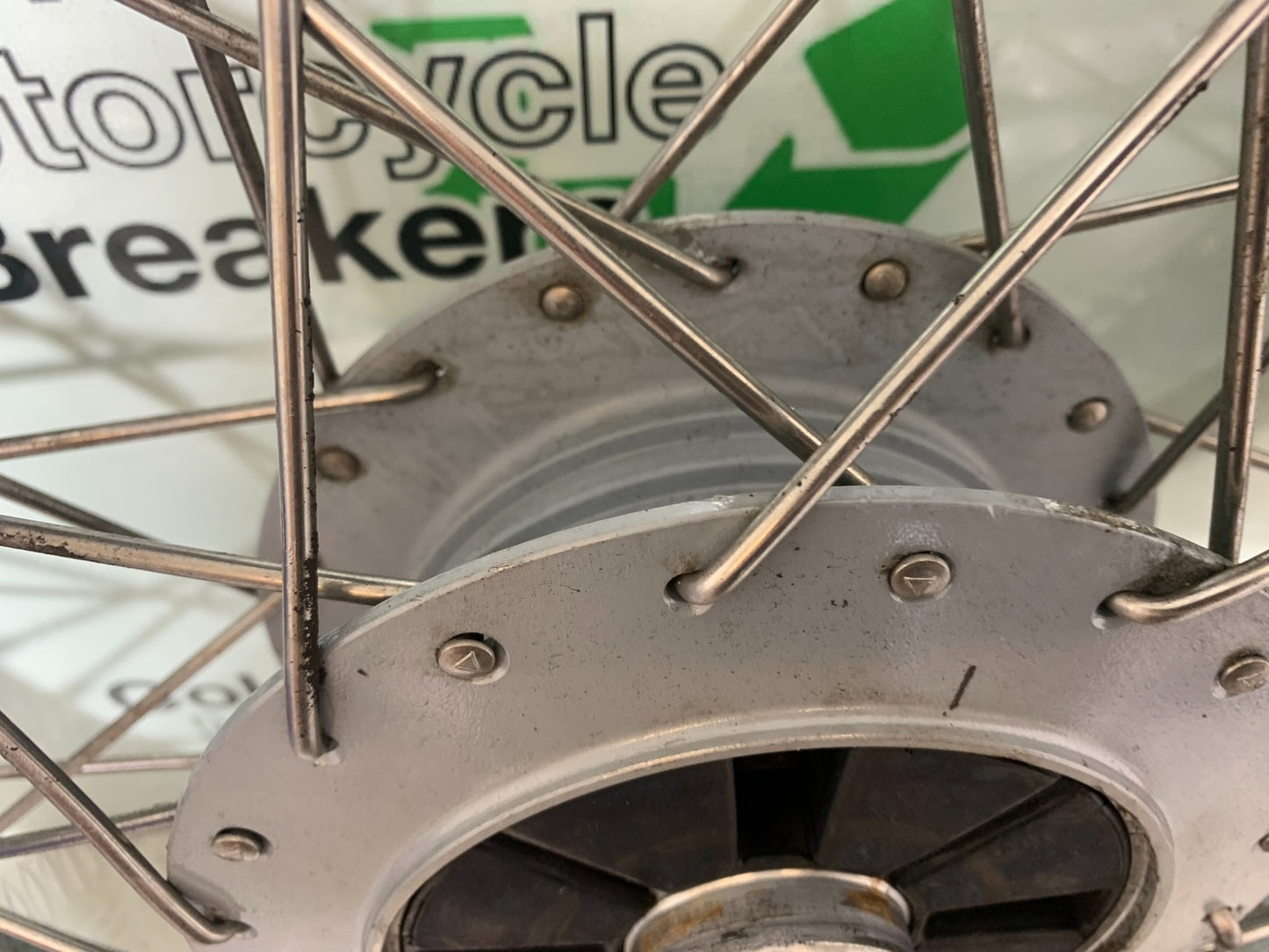 ROYAL ENFIELD BULLET 500 EFI REAR WHEEL  YEAR 2008 - 2016 (CMB1153)