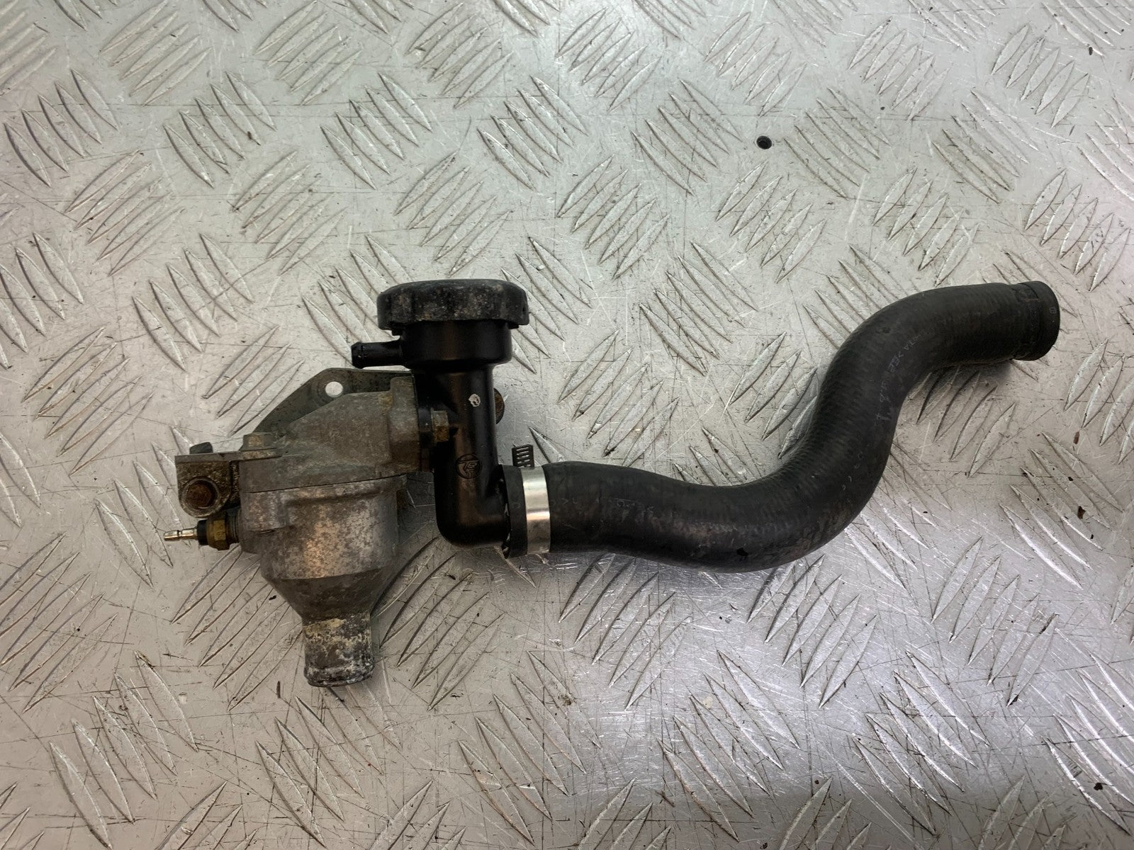 HONDA CBF500 CBF 500 THERMOSTAT   YEAR 2004-2008  (CMB1294)