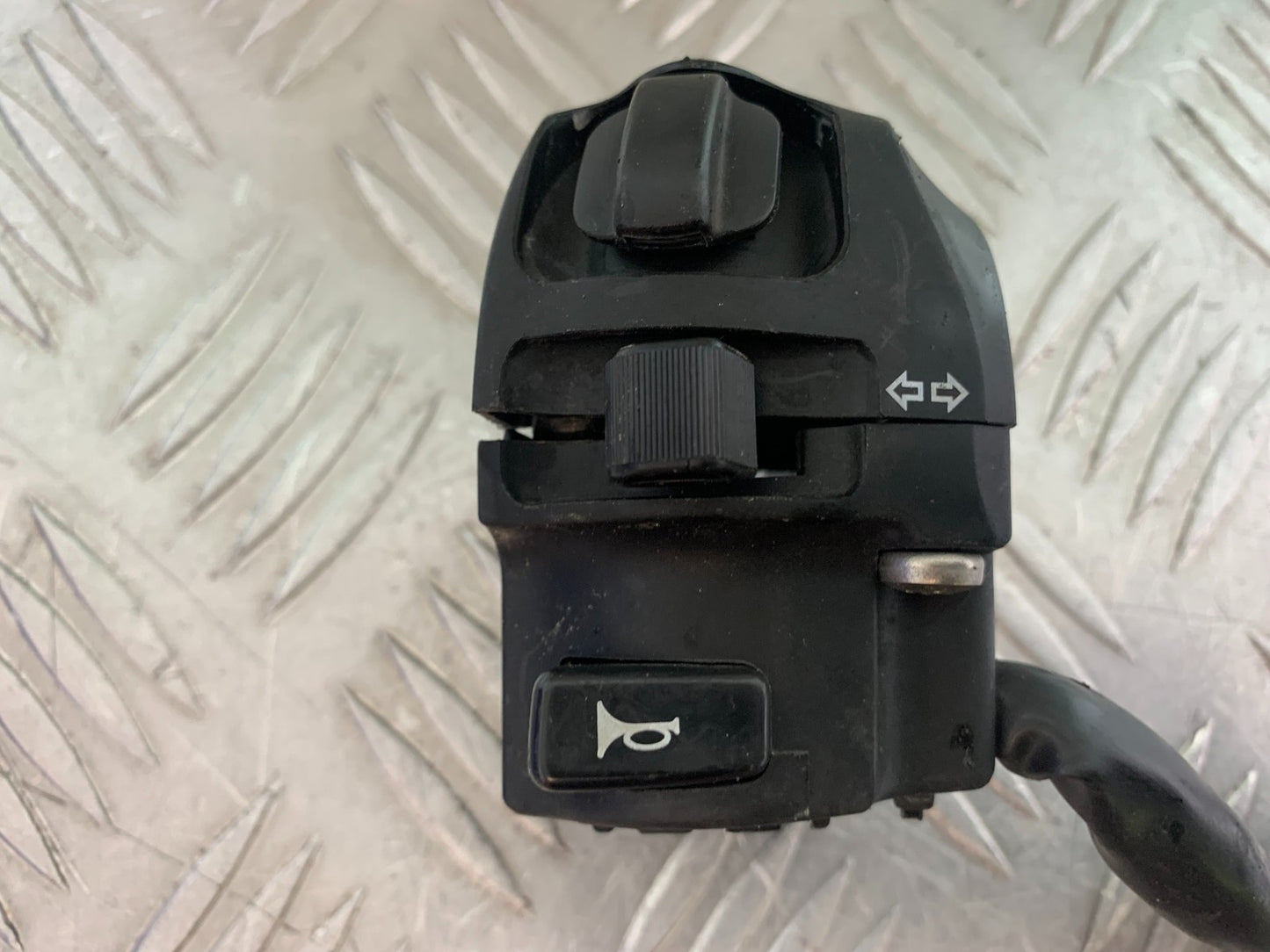 APRILIA RSV4 FACTORY LEFT SWITCH GEAR  YEAR 2009-2012 (CMB1224)