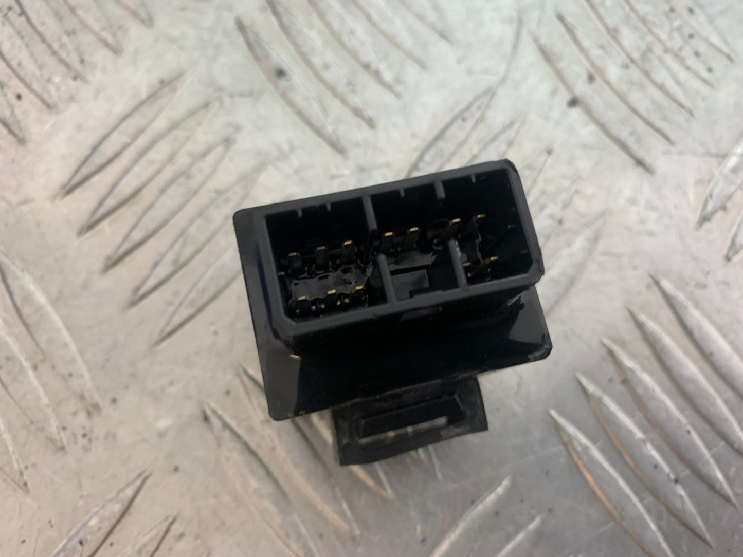 YAMAHA XJR1300 XJR 1300 MAIN RELAY   YEAR  1999-2003 (CMB1119)