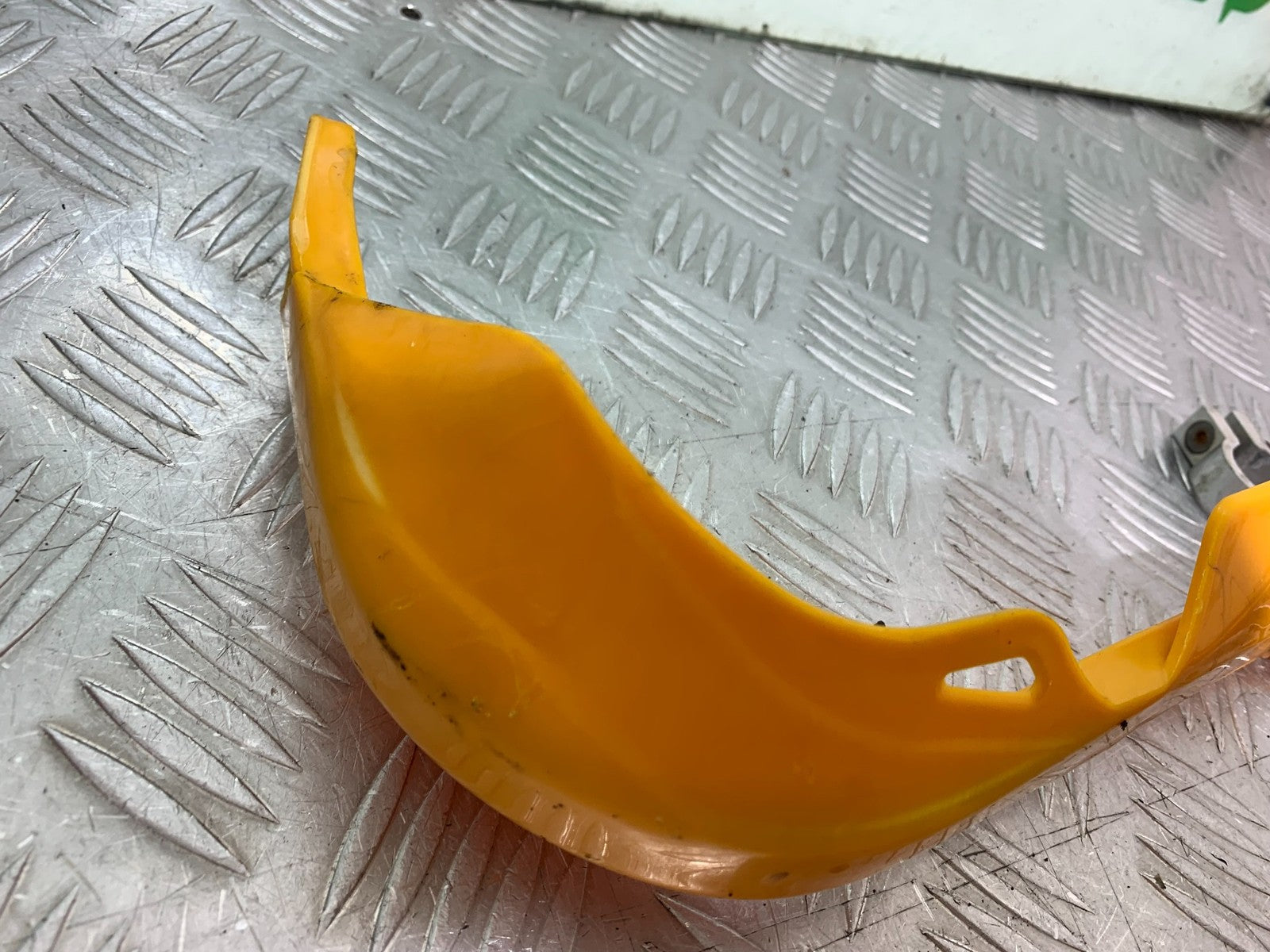QINGQI QM125 GY-2B HAND GUARDS YEAR 2016 (CMB1228)