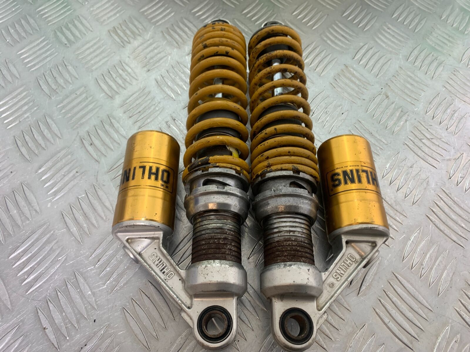 YAMAHA XJR1300 XJR 1300 OHLINS REAR SHOCKS  YEAR 1999-2003 (CMB1055)