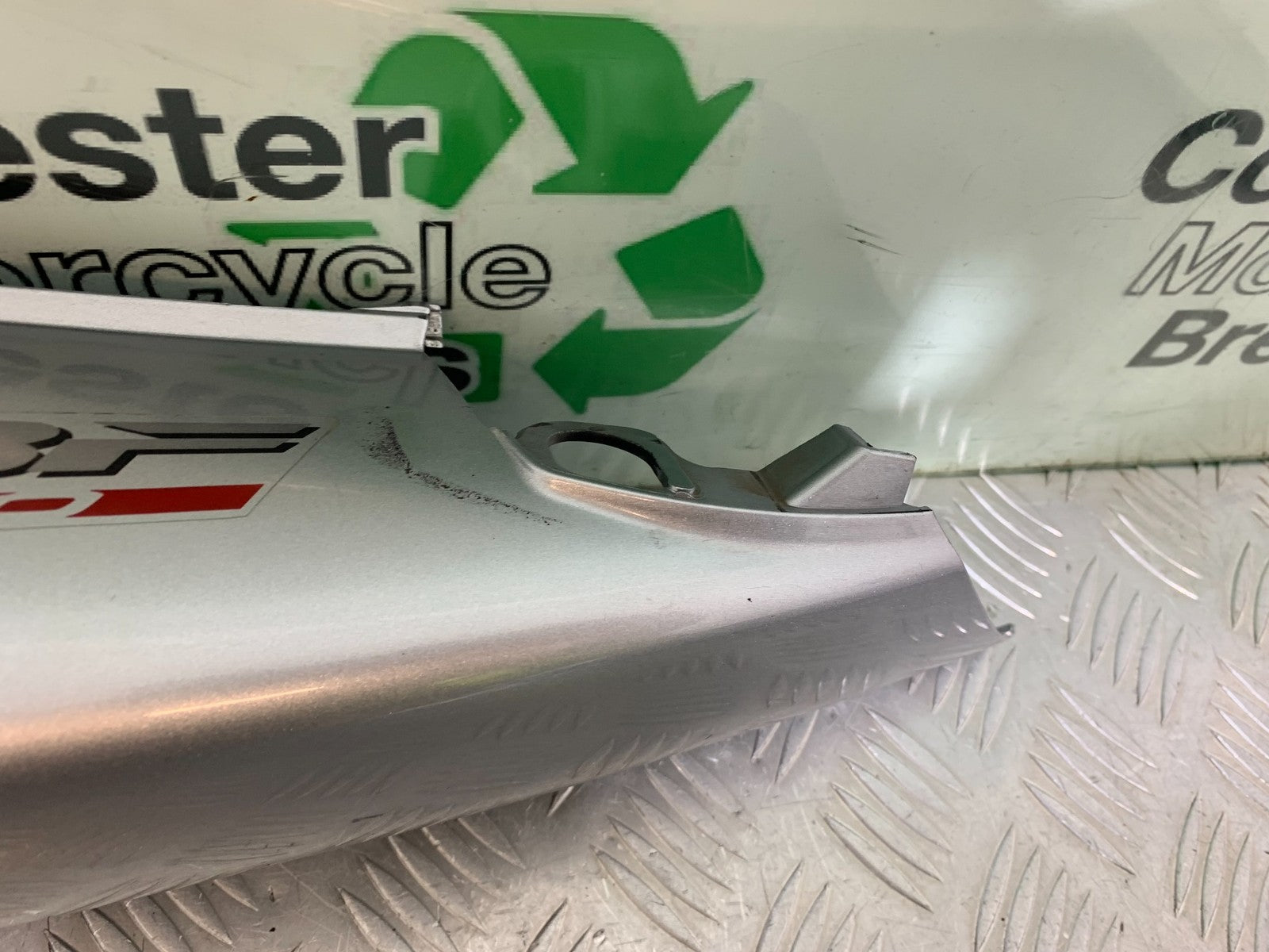 HONDA CBF500 CBF 500 LEFT SEAT PANEL    YEAR 2004-2008  (CMB1294)