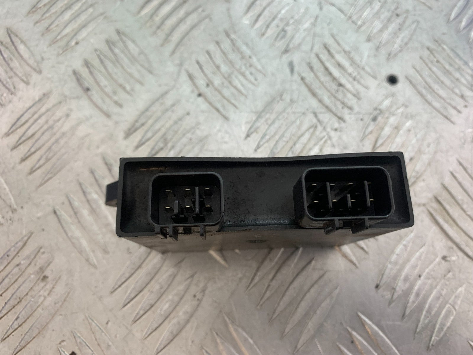 YAMAHA XJR1300 XJR 1300 CDI UNIT  YEAR  1999-2003 (CMB1119)
