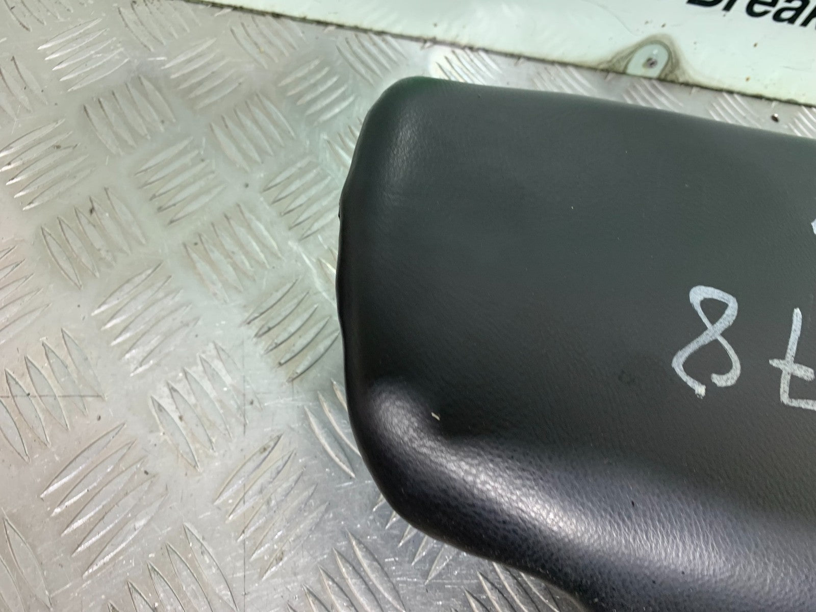 TRIUMPH 955i SPRINT ST SEAT YEAR 1999-04 (CMB1230)